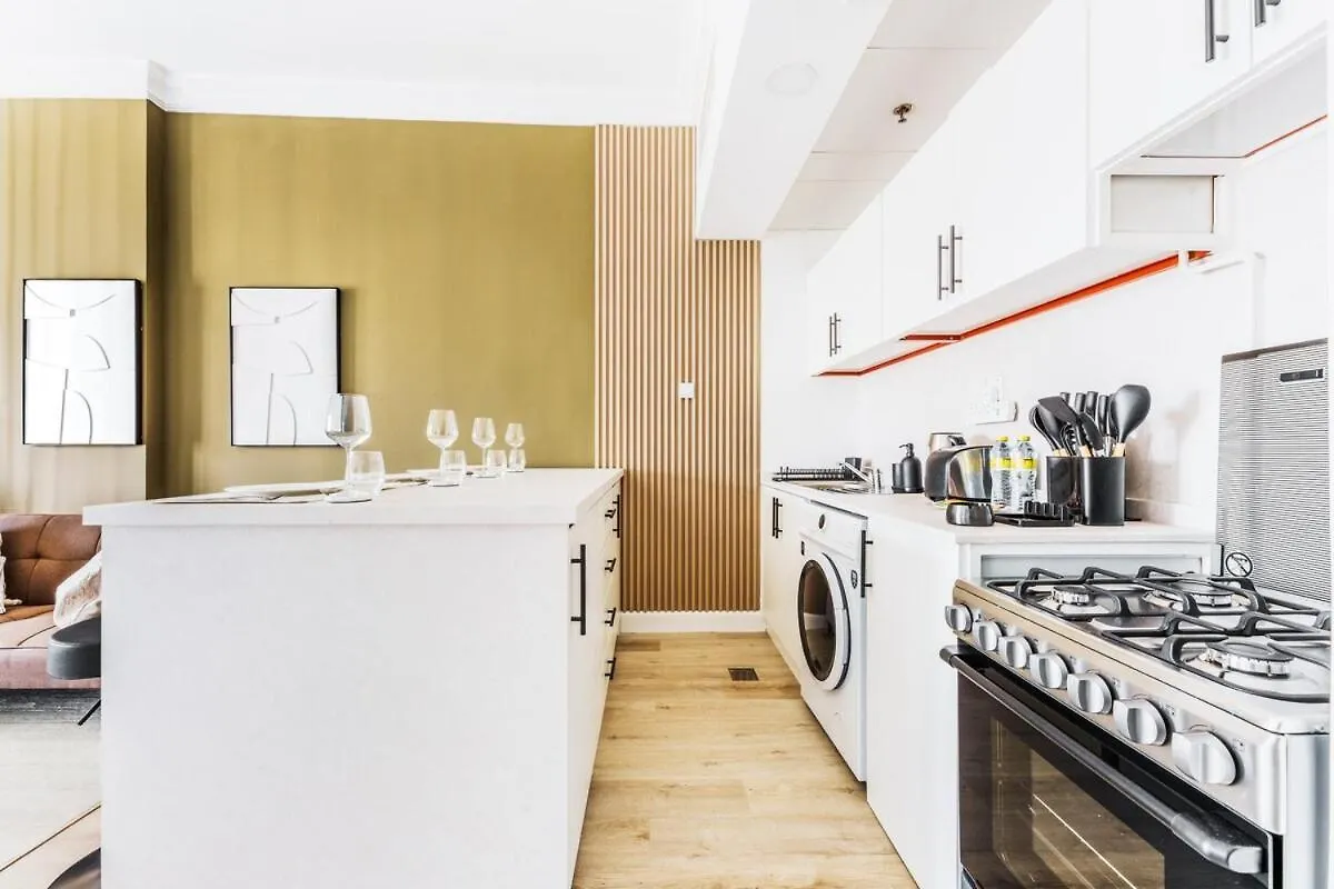 Elegant Studio Apartment Sophisticated In Jvc Perfect For 4 Dubai