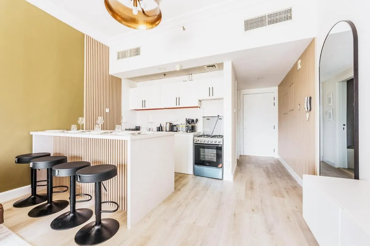 Elegant Studio Apartment Sophisticated In Jvc Perfect For 4 Dubai